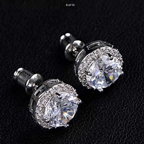 🎁18 k White GoldPlatedCrystalZircon InlaidEarrings - Picture 2 of 11